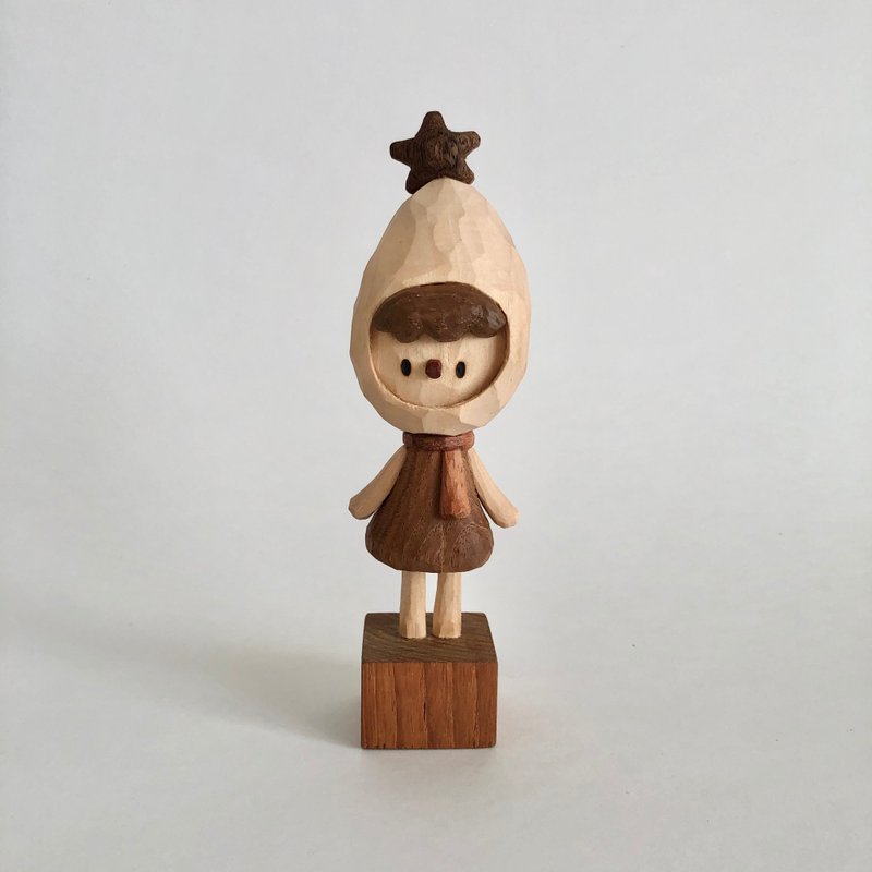 Wooden carved The star hat - 擺飾/家飾品 - 木頭 咖啡色