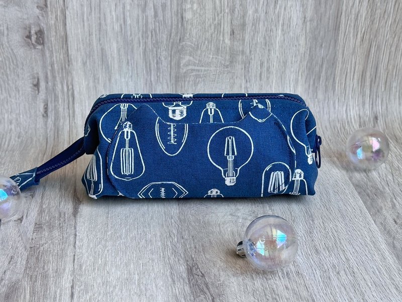 愛迪生燈泡圖案 大容量筆袋 手作布包 化妝收納包 文具收納 禮物 - 鉛筆盒/筆袋 - 棉．麻 藍色