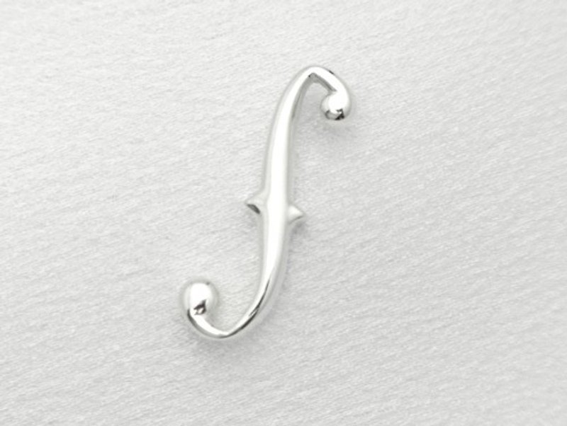 f-shaped hole pin brooch - Brooches - Other Metals Silver