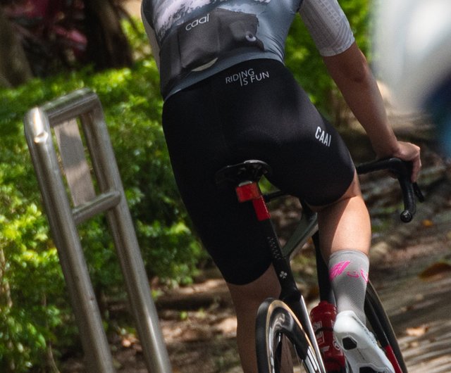 美品》 PEARL IZUMI サイクルウェア ブラック M タイツ