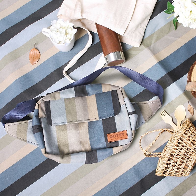 Exclusive Taiwan-made suit lightweight picnic mat + cross-body backpack combination (foggy forest) - Messenger Bags & Sling Bags - Polyester Khaki