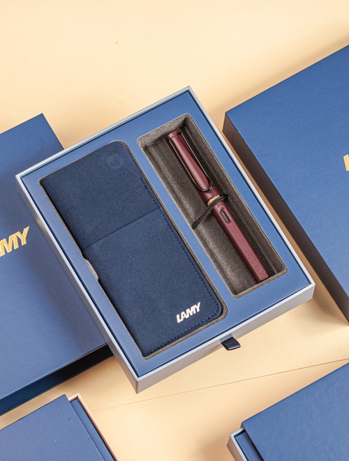 LAMY TAIWAN 官方旗艦館 【雷雕刻字】LAMY 鋼筆 磁吸筆套禮盒 / SAFARI / 紫紅色