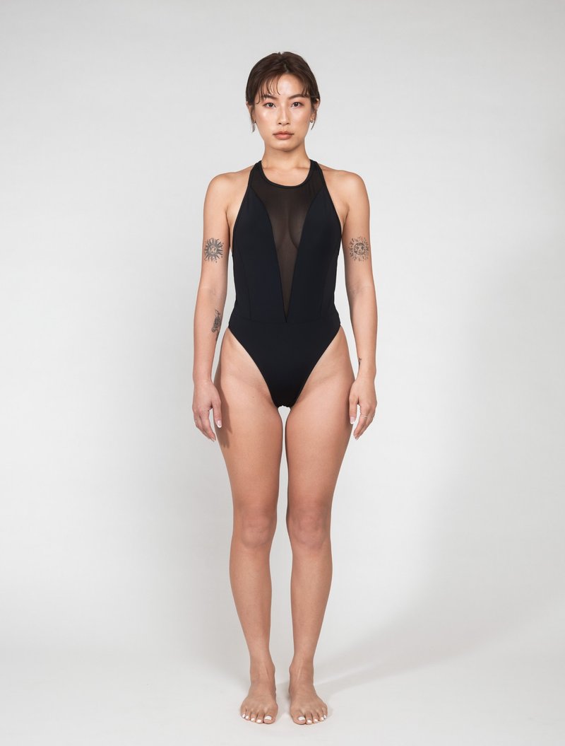 Black classic black/V Danger extremely dangerous/high-cut translucent one-piece swimsuit - ชุดว่ายน้ำผู้หญิง - วัสดุอื่นๆ สีดำ