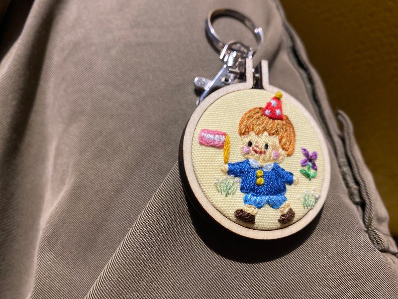 【Custom】Embroidered key ring - Keychains - Cotton & Hemp Multicolor