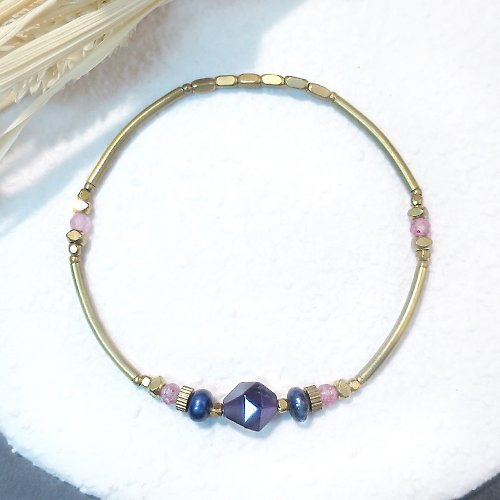 VIIART ❘ 復古黃銅飾物 VIIART。心事-紫晶。紫水晶青金石草莓晶黃銅手環