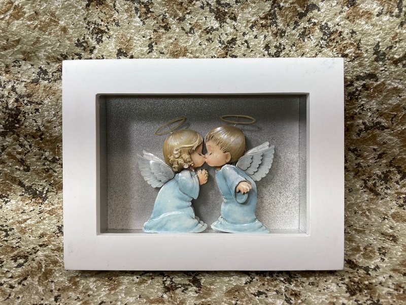 Little angel Kiss, European style three-dimensional paper sculpture, warm little gift, Paper Tole, Shadow - ของวางตกแต่ง - กระดาษ 