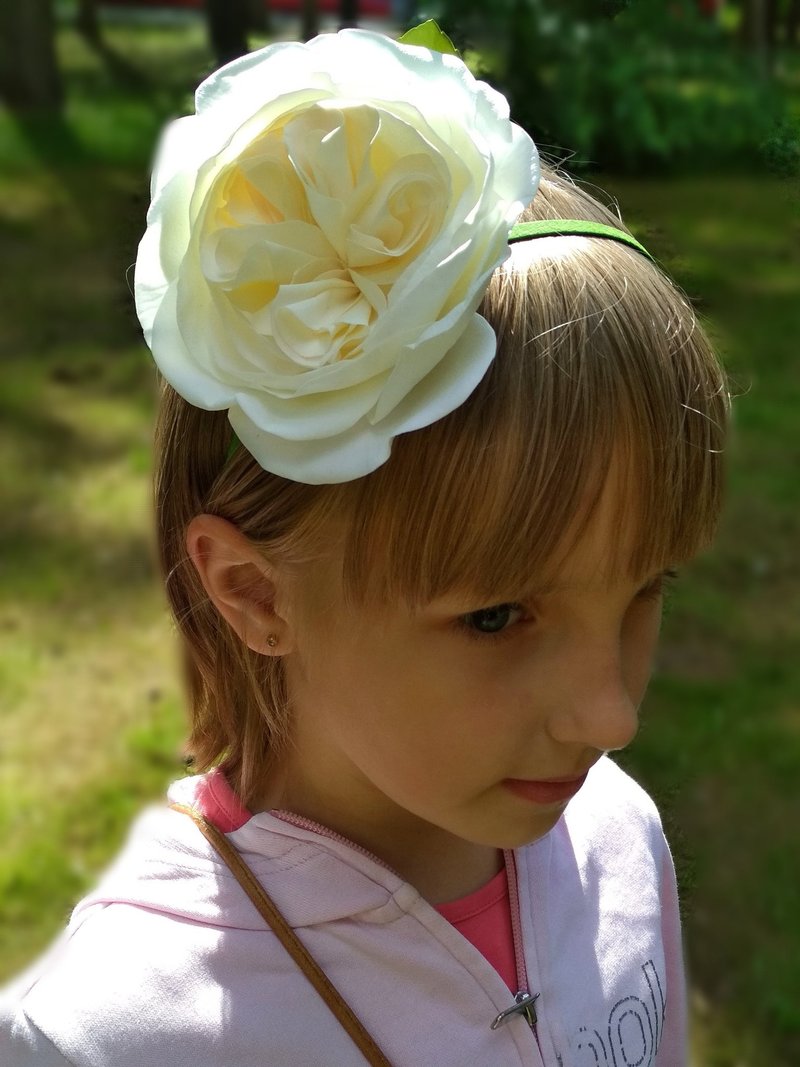 Headband for bride with cream-colored English rose Handmade flower headband - 髮圈/髮夾 - 防水材質 白色