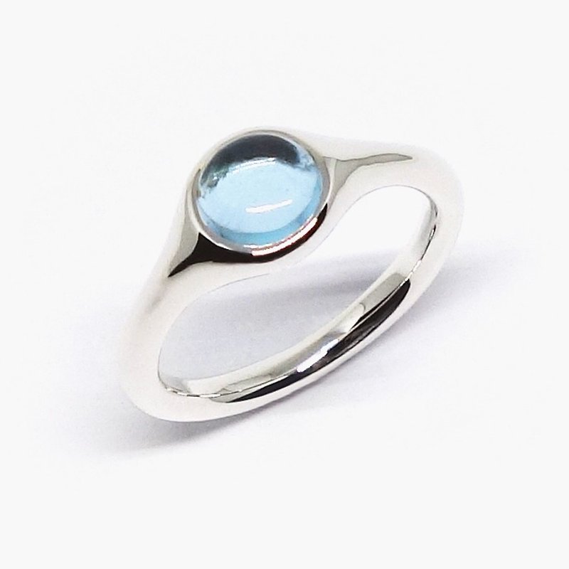 Minimal sky blue topaz ring【Pio by Parakee】托帕石戒指 - General Rings - Gemstone Blue