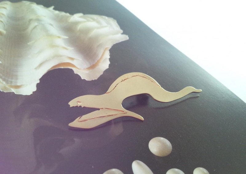 Deep sea resident ◇ Pelican eel ◇ Brass brooch - เข็มกลัด - โลหะ 
