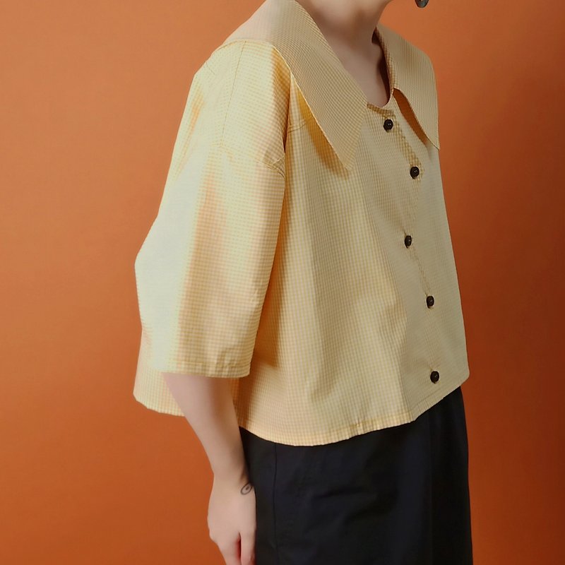 P.YELLOW | Summer light yellow small plaid childlike short-sleeved top - Women's Tops - Cotton & Hemp Yellow
