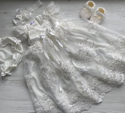 V.I.Angel Ivory outfit for baby girl: dress, headband, panties and shoes. Baptism outfit.