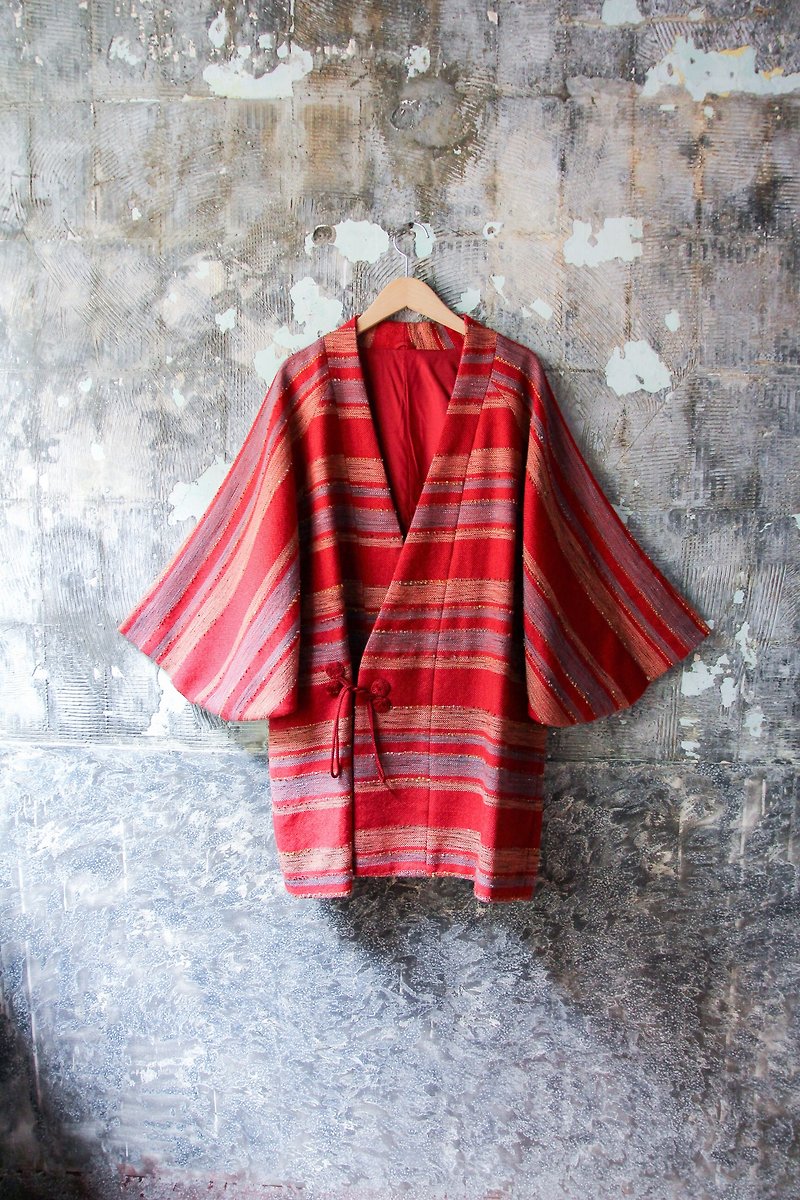 裊裊百貨公司-Vintage 棉質紅色系橫條羽織外套  復古著 - 外套/大衣 - 棉．麻 