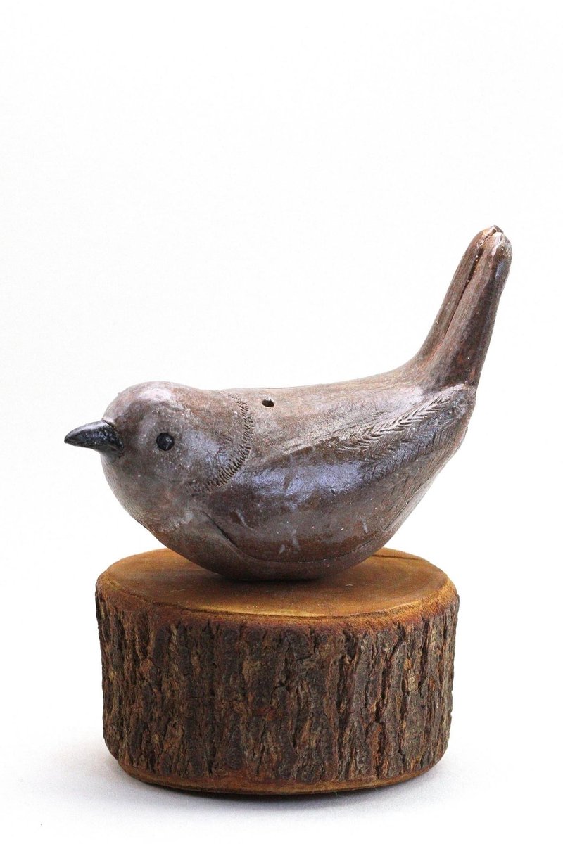 純手工捏製質樸陶瓷小鳥擺件 - 擺飾/家飾品 - 陶 咖啡色