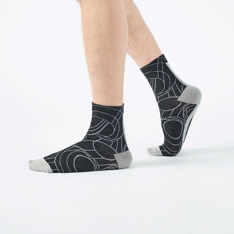 Trail of Light/Black (M, L) - MIT Design Socks - ถุงเท้า - ผ้าฝ้าย/ผ้าลินิน สีดำ