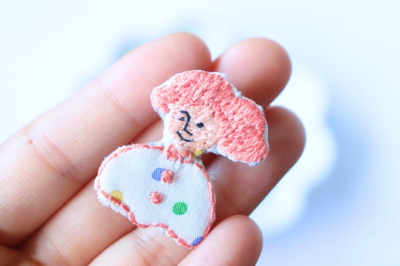 Unique colorful hand embroidered brooch - เครื่องประดับผม - งานปัก สึชมพู