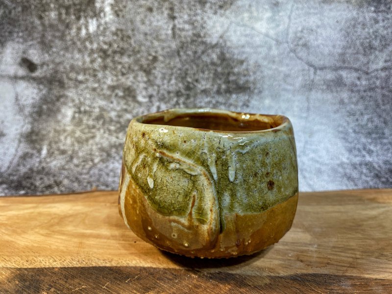 Soda fired yunomi - 花瓶/花器 - 陶 