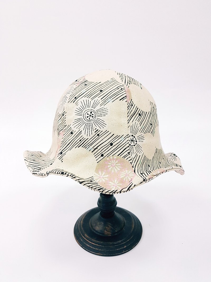 Tulip flower hat - Japanese flower Yang (white) # Japanese cloth - หมวก - ผ้าฝ้าย/ผ้าลินิน หลากหลายสี