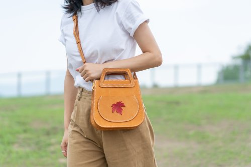 切線派皮具工作室 【切線派】楓葉 女士單肩斜挎包手工真皮手提包 2 way 撞色鎖頭包