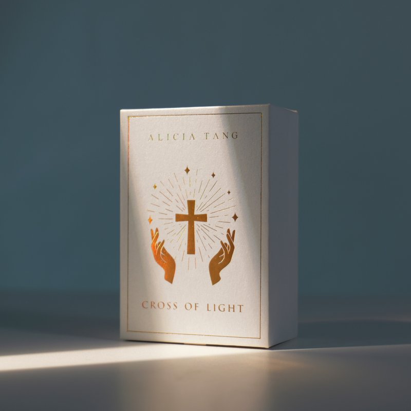Cross of Light耶穌智慧神諭卡/ 肯定與療癒卡牌by Alicia Tang - 桌遊/卡牌 - 紙 白色