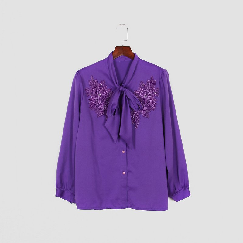 【蛋植物古着】紫陽花卉貼花綁帶古著襯衫 - 恤衫 - 聚酯纖維 紫色
