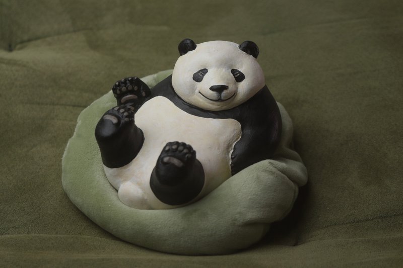 Round giant panda healing ornaments - Items for Display - Resin Black