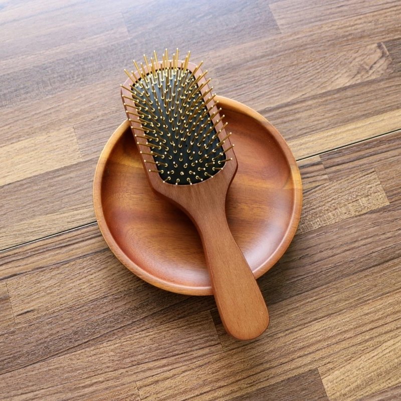 【限量義賣特惠】經典櫸木24K金黃金梳+清潔刷 - 彩妝刷具/鏡子/梳子 - 木頭 