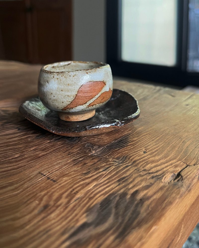 流白 凹凸 茶杯盤組 零二 | 陶器皿 - 茶壺/茶杯/茶具 - 陶 白色