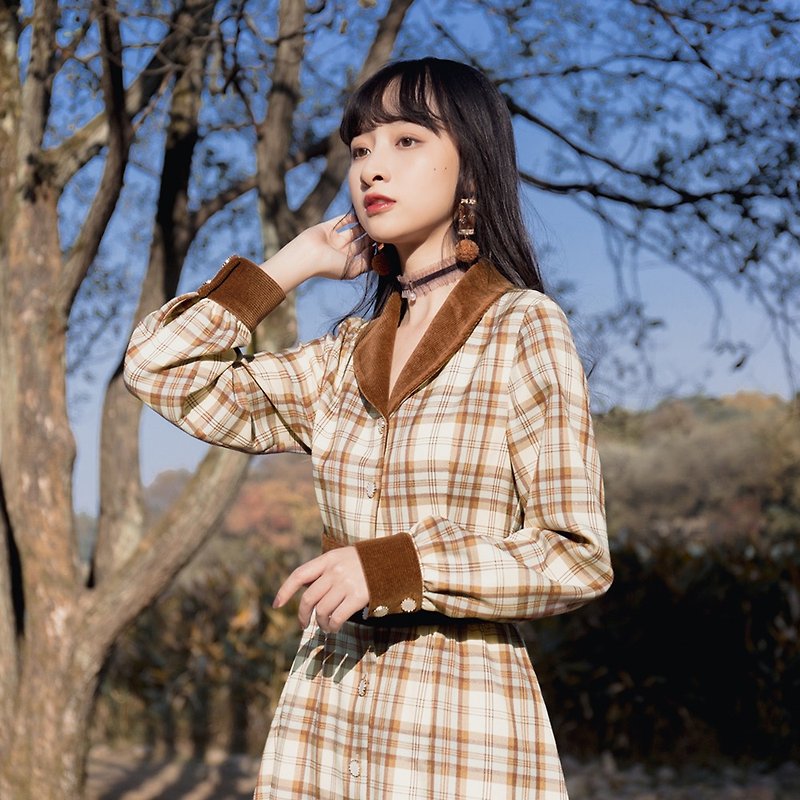 Long dress autumn French new style base skirt plaid v-neck dress - One Piece Dresses - Other Materials 