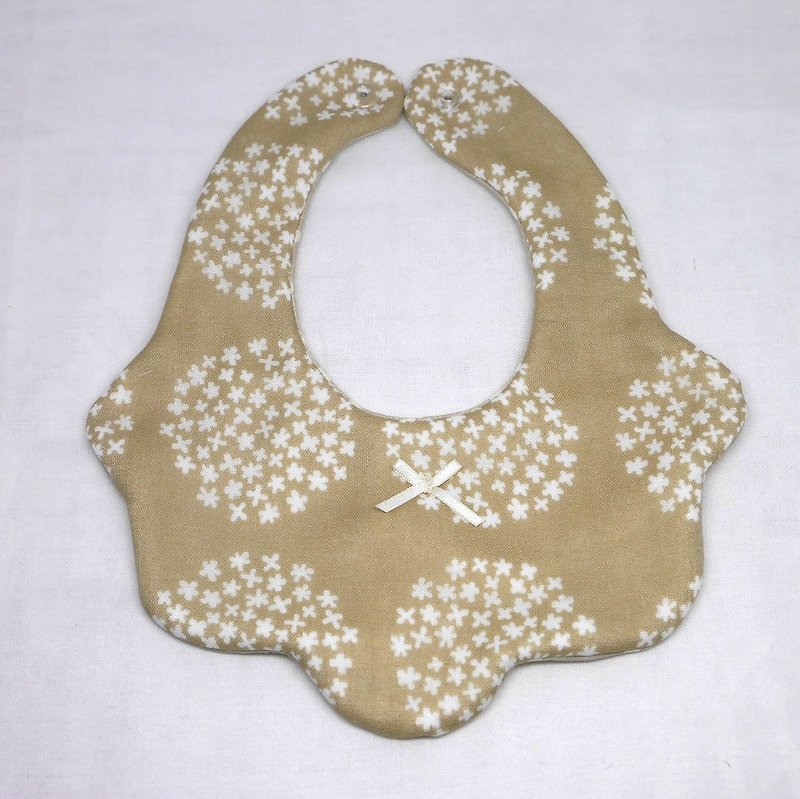 Japanese Handmade 8-layer-gauze Baby Bib - 口水肩/圍兜 - 棉．麻 咖啡色