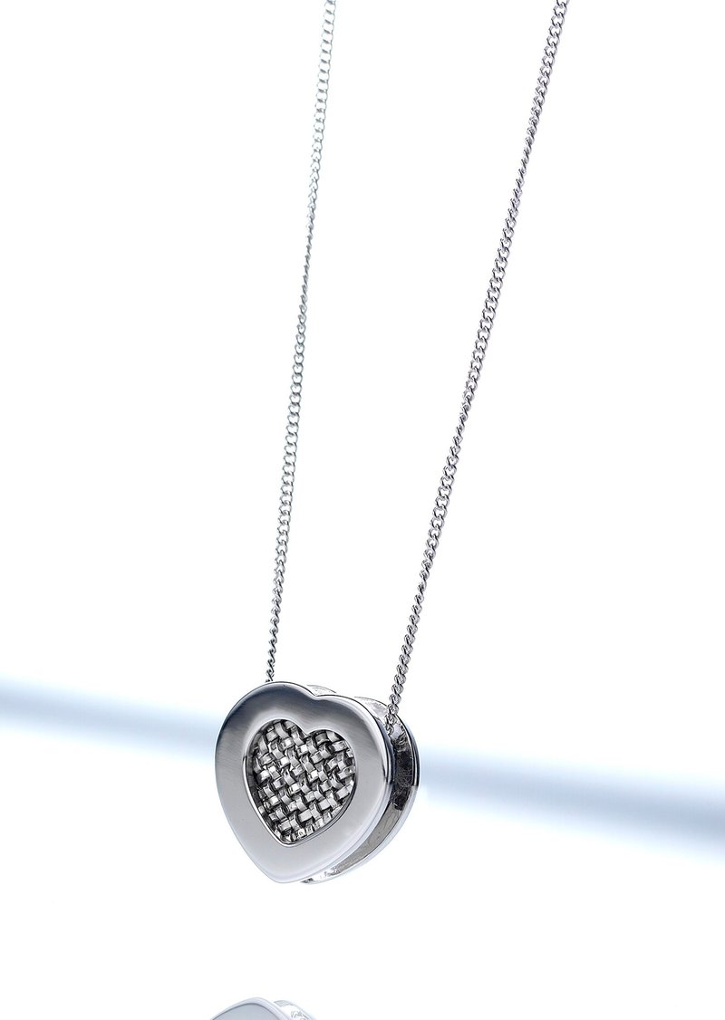 Soul space pendant - Necklaces - Silver Silver