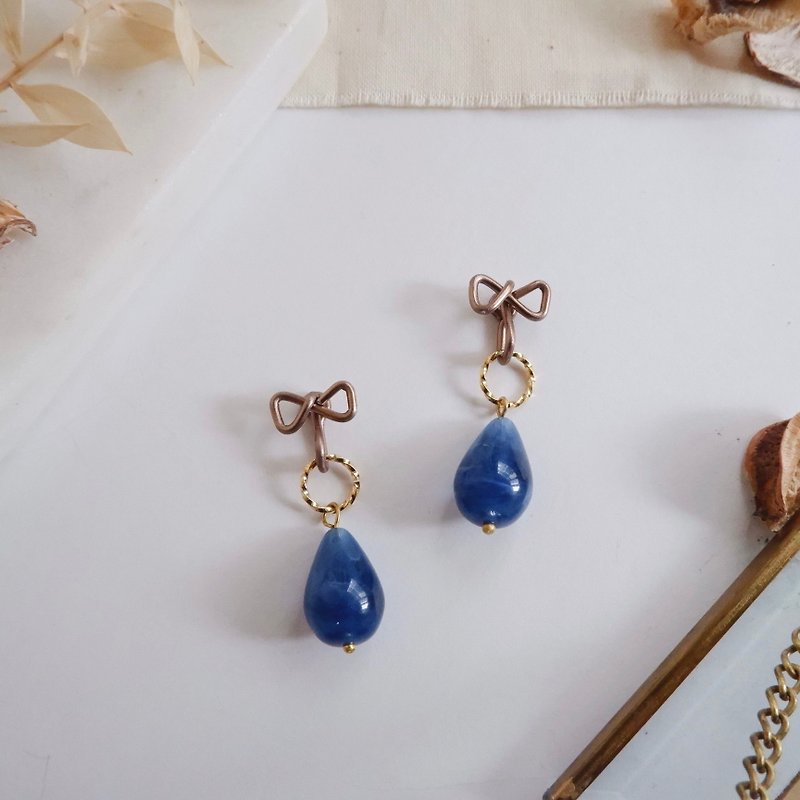 transfiguration series - chuchu drops comfortable ear clip / blue - Earrings & Clip-ons - Other Metals Blue