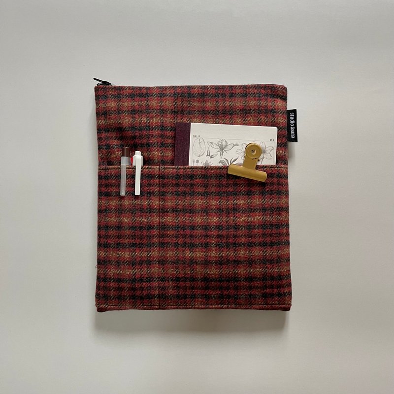 ツイード 文房具マルチケース (スカーレットブラウン) - 書衣/書套 - 棉．麻 咖啡色