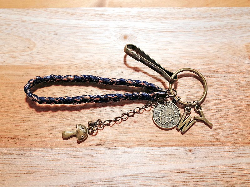 雙色編織鑰匙圈 / 吊飾 (4色) - 吊飾 - 其他材質 藍色