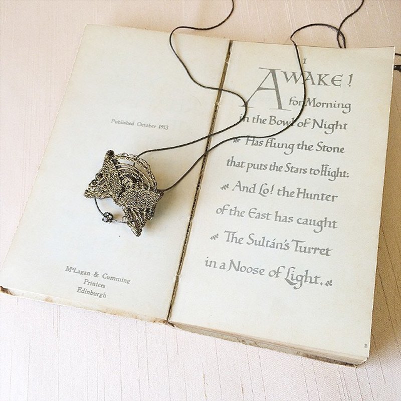 Secret Crown 2 Brooch&Necklace - 胸針 - 其他材質 金色