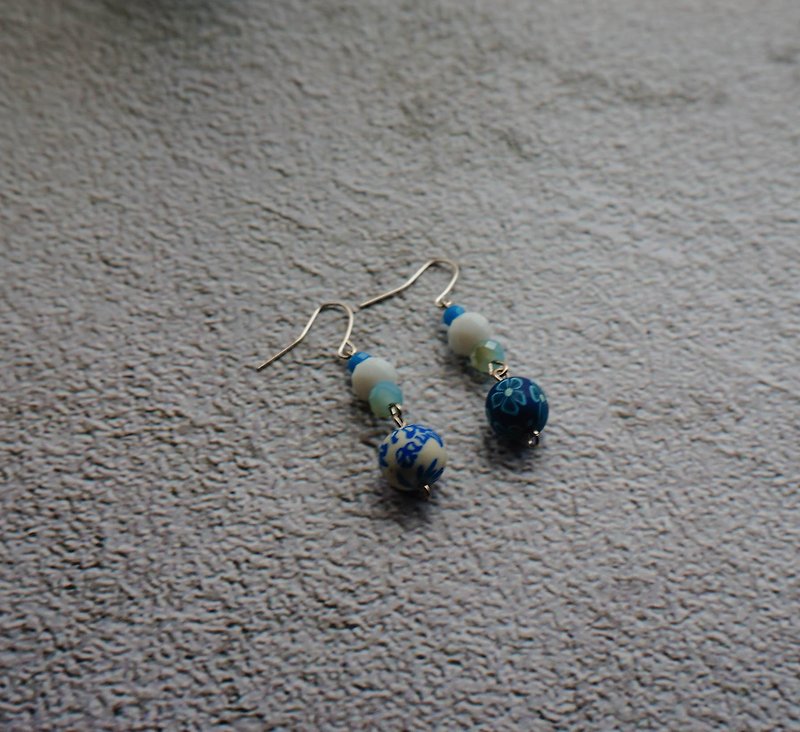 Handmade Earrings - ต่างหู - ดินเผา สีน้ำเงิน