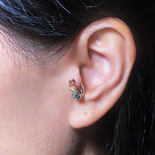 ジルコニア石ピアス (スターリング シルバー) - 7mm プチ フープ