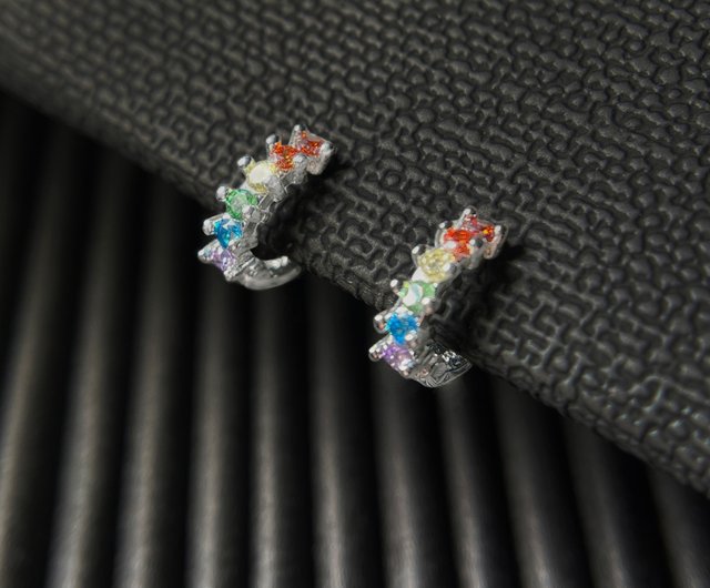 ジルコニア石ピアス (スターリング シルバー) - 7mm プチ フープ ジルコニア石ピアス (スターリング シルバー) - 7mm プチ フープ