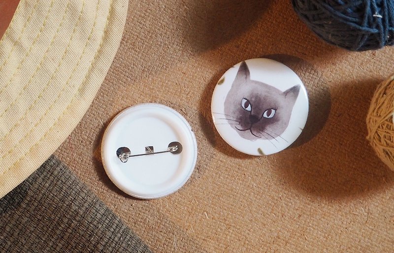 Pin badges cat look up - Badges & Pins - Other Metals Multicolor