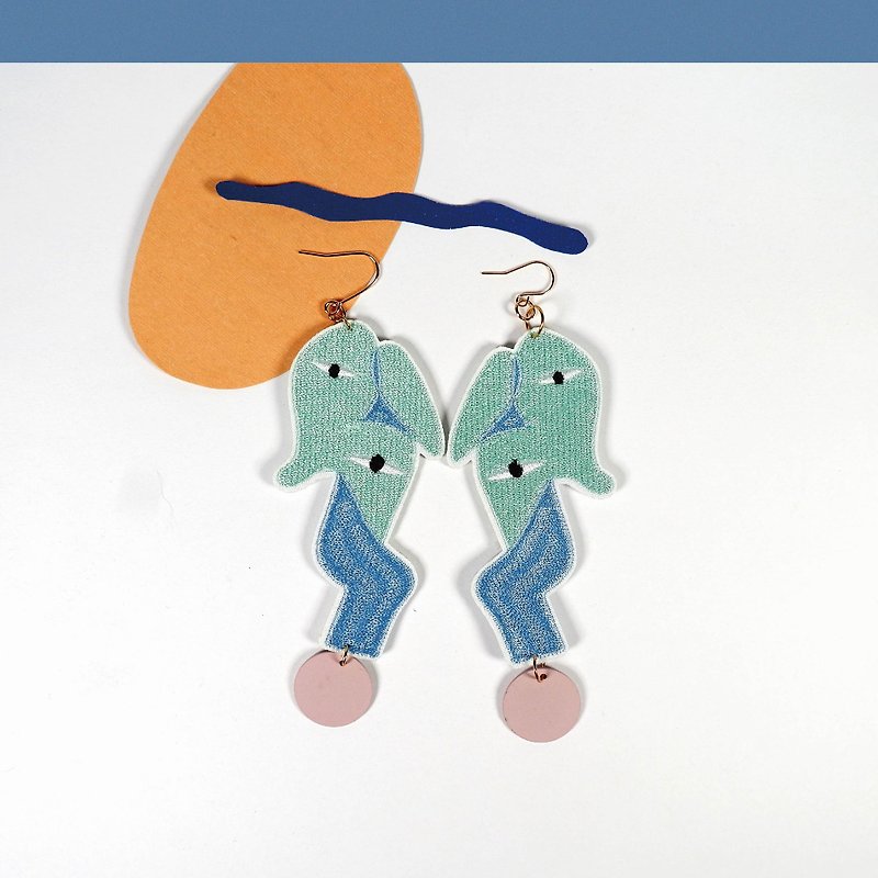 Face abstract love face embroidery earrings - Earrings & Clip-ons - Thread 