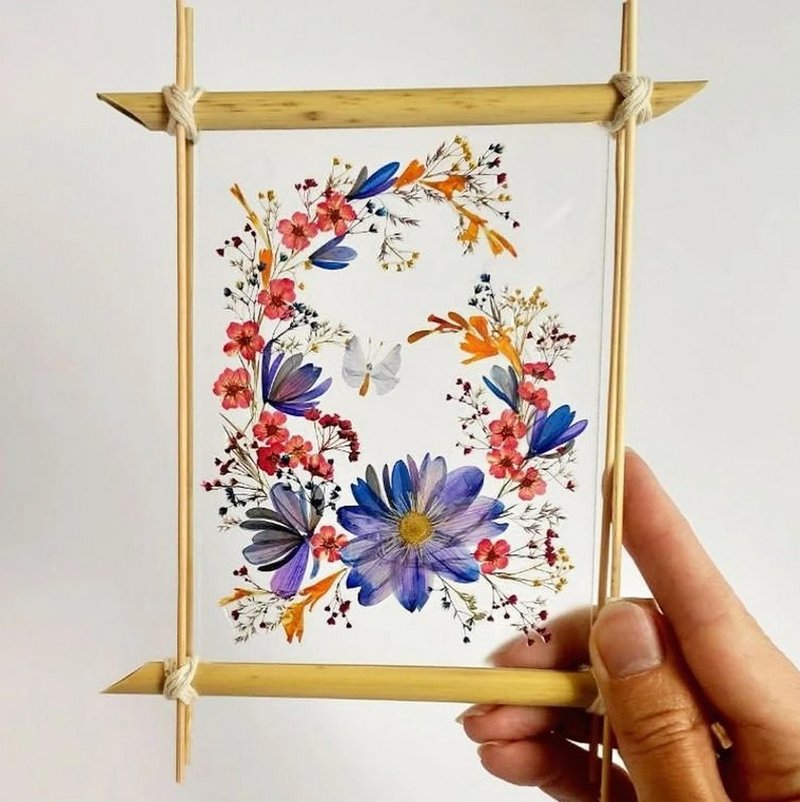 Pressed flowers frame Dried flower wall art in floating frame 設計館