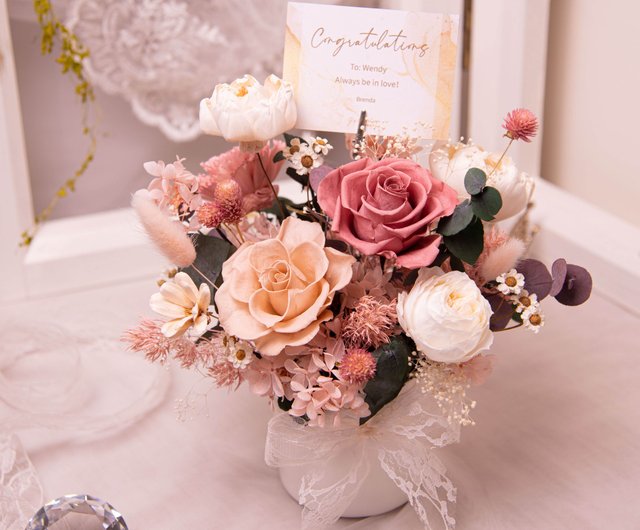 Lovely Pink - Everlasting Flower Bouquet (Real Preserved Roses and Dried  Flowers)