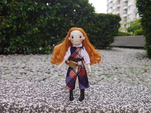 itcheehand Handmade Doll- Fashionable Girl with Long Curl Hair