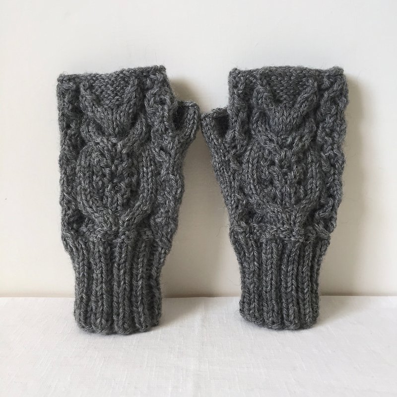 小織物 - 手織りのウールの三次元パターン指のない手袋 - 長い耳鸮C - 手袋 - ウール グレー