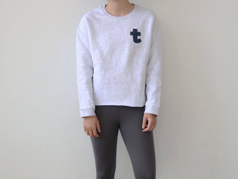 Tess T  cropped heavyweight sweatshirt - เสื้อยืดผู้หญิง - ผ้าฝ้าย/ผ้าลินิน สีเทา