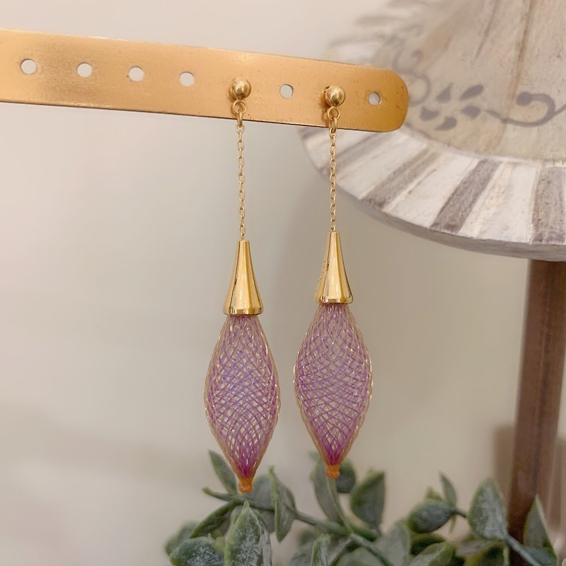 French handmade nylon flower 苞 earrings _ pink purple - Earrings & Clip-ons - Polyester Pink