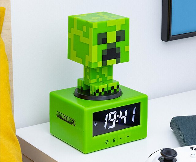 Minecraft Digital Alarm Clock With Nightlight And Music.