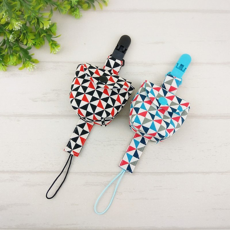 Personality triangle-2 colors are available. Pacifier storage bag / pacifier chain (name can be embroidered) - Baby Bottles & Pacifiers - Cotton & Hemp Black