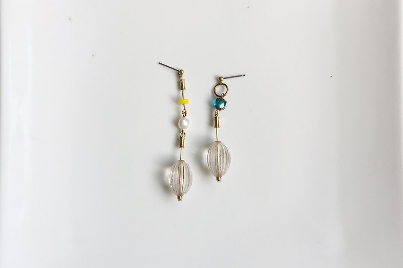 Summer Light Asymmetrical Antique Beaded Brass Earrings - Earrings & Clip-ons - Other Metals Multicolor