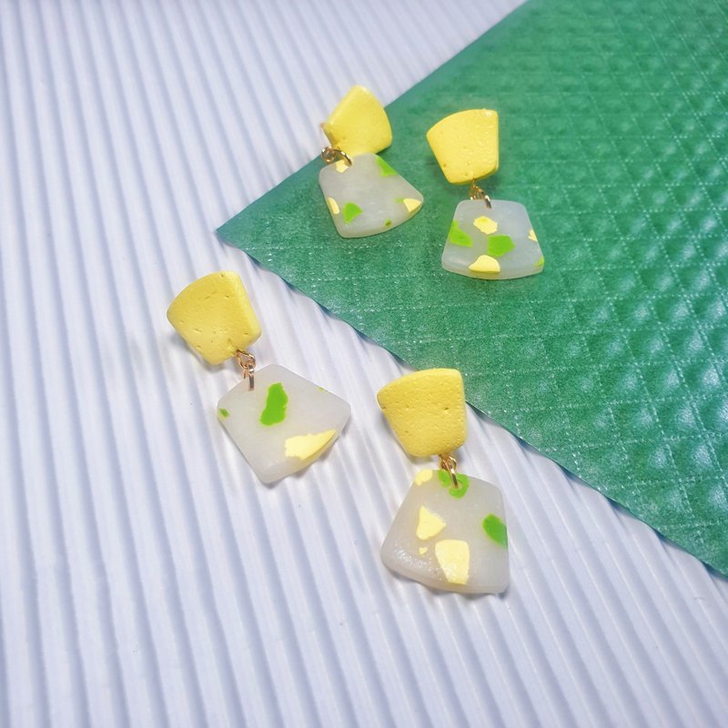 Lime is not sour | Trapezoidal style | Earrings/earrings - Earrings & Clip-ons - Pottery 