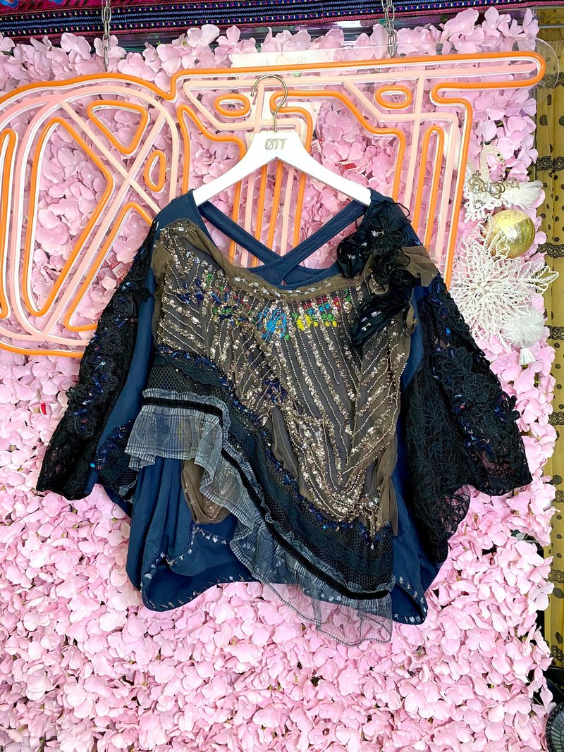 OTT獨一無二•Unique日系華麗重工刺繡釘珠喱士T-shirt上衣 - 女上衣/長袖上衣 - 棉．麻 藍色
